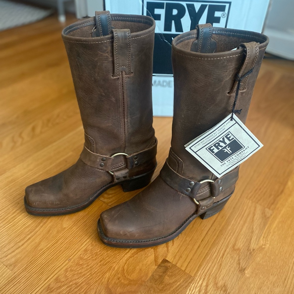 Frye Harness 12R Brown Mid-Calf Boot - Picture 3 of 14